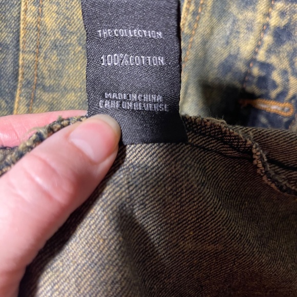 Thrill  Distress/Ripped Denim Long Sleeve Jacket. XL - Picture 4 of 8